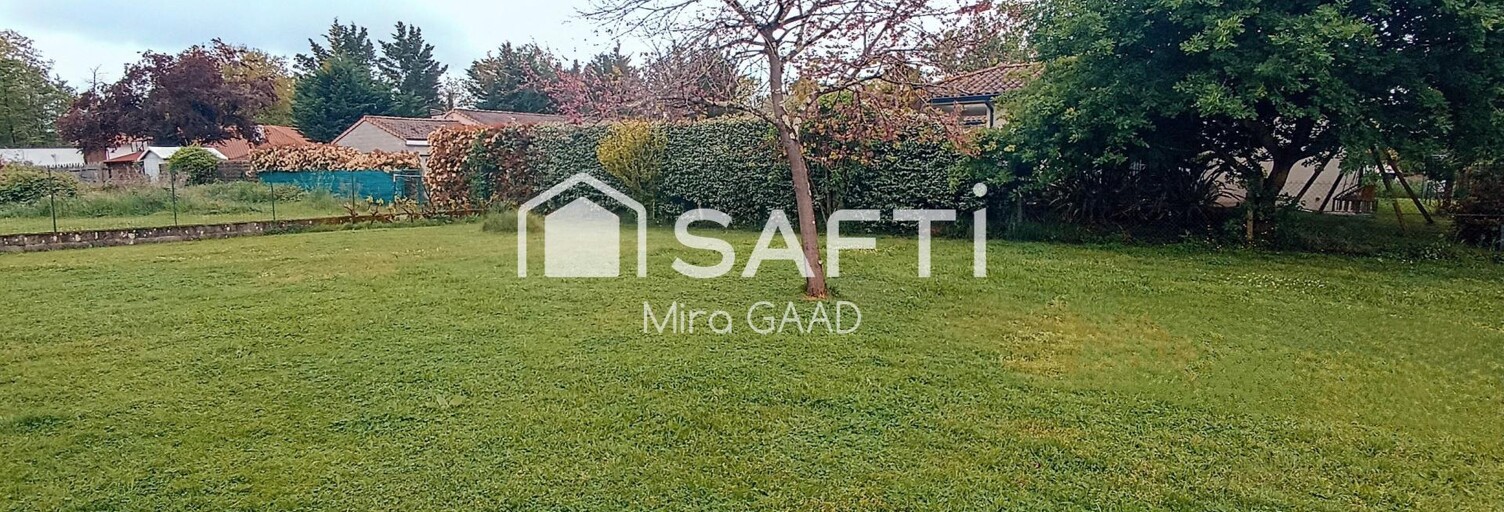 Terrain  812 m² à vendre à Saint-Sulpice-la-Pointe (81370)