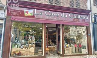 Commerce  205 m² à vendre à Château-Renard (45220)