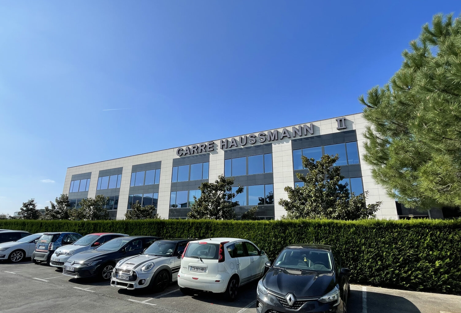 20m2 LIEUSAINT - CARRE HAUSMANN II - BUREAUX DE STANDING — photo 1