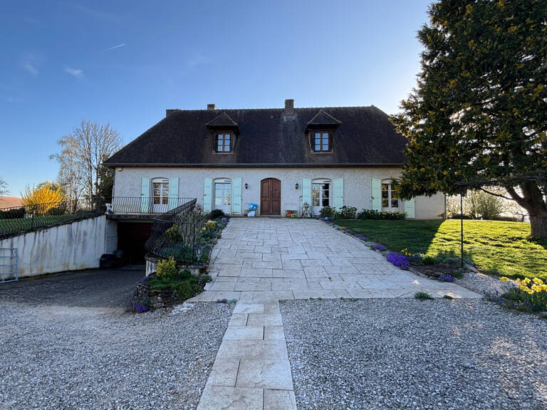 MAISON BOURGEOISE DE 334 M2 AU COEUR DE LA BOURGOGNE — photo 1