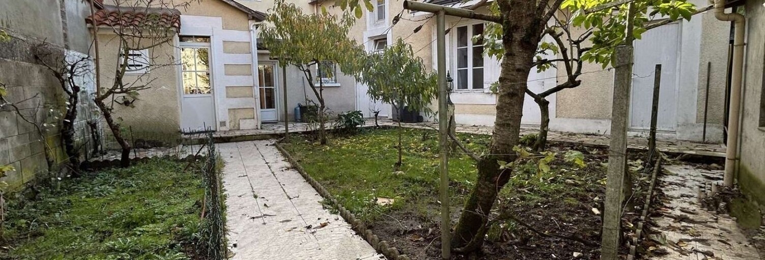 Maison 5 Pièces 132 m² à vendre à Parthenay (79200)