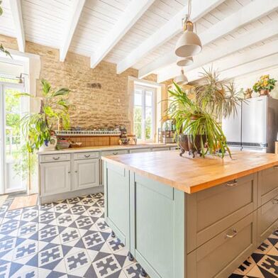 Maison 10 pièces 301815 €