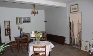 Immeuble   m² à vendre à Mauzé-sur-le-Mignon (79210)