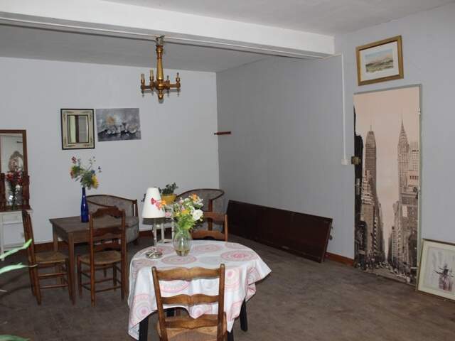 Immeuble à Mauzé-sur-le-Mignon — photo du bien