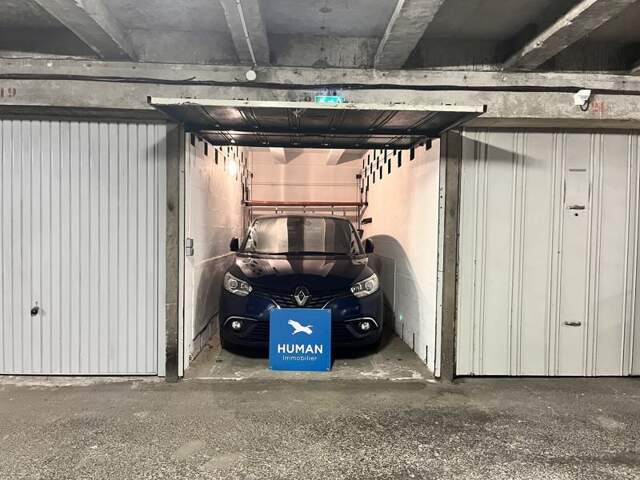 Garage à Tours — photo du bien