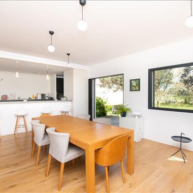 Maison 5 pièces 319900 €