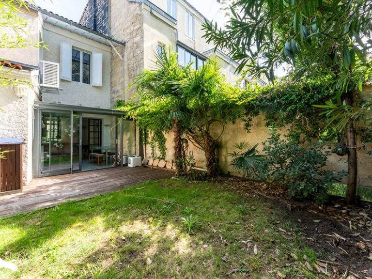 Maison en pierre de 5 pièces principales — photo 1