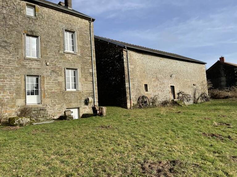 Maison de bourg de 8 pièces principales — photo 1