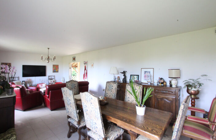 Abords de La Charité sur Loire, beau pavillon de plain-pied — photo 2