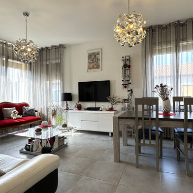 Appartement 4 pièces 260000 €