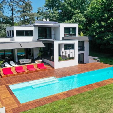 Maison 11 pièces 1990000 €