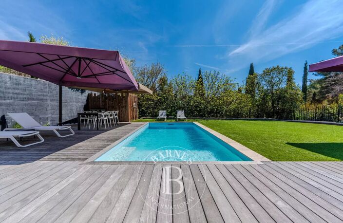 AIX-EN-PROVENCE - MAISON DE VILLE - PISCINE - GARAGE - CALME — photo 3