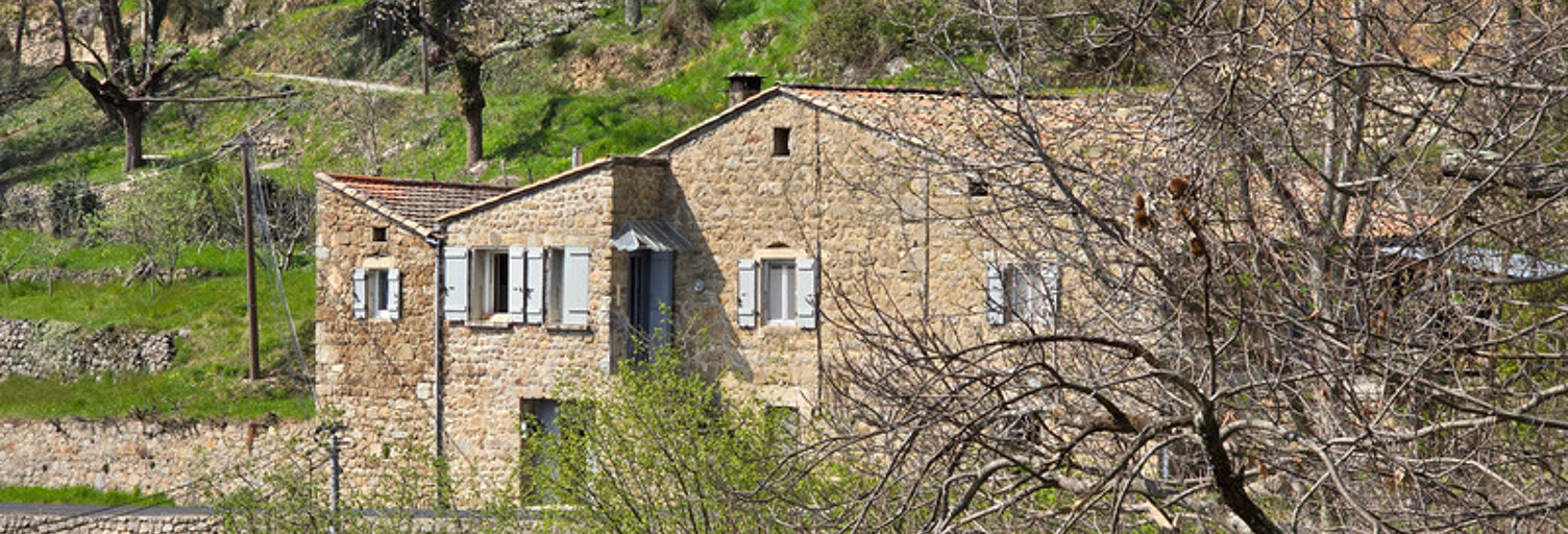 Maison 4 Pièces 87 m² à vendre à Gluiras (07190)