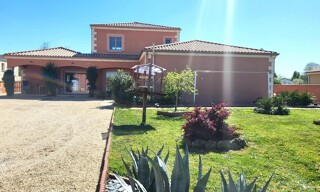 Maison 6 Pièces 220 m² à vendre à Lamonzie-Saint-Martin (24680)