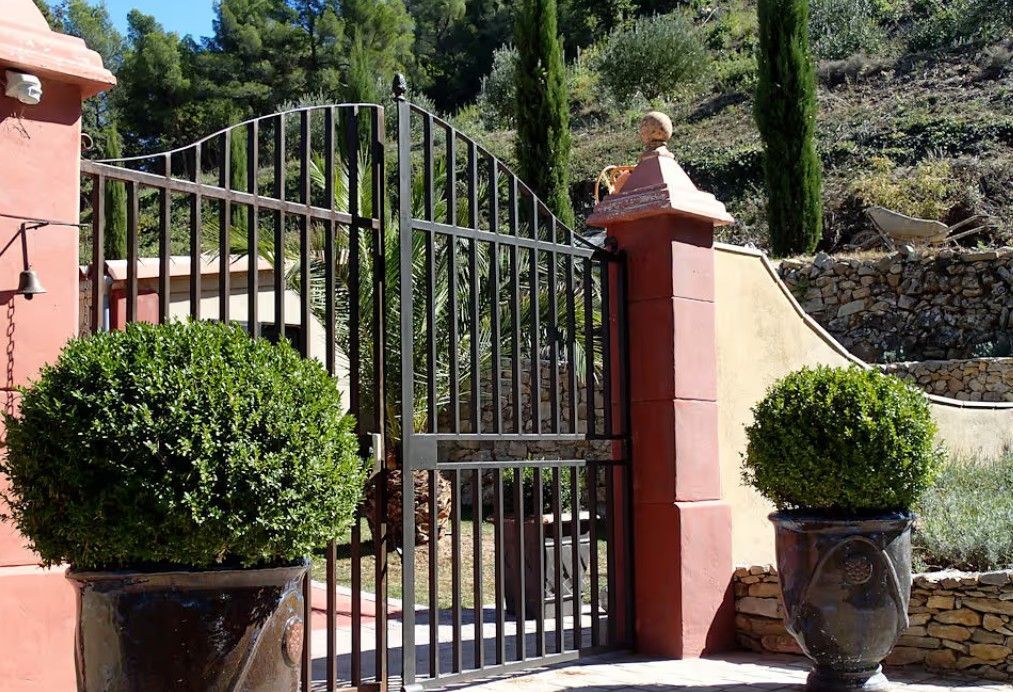 Photo Propriété viticole et oléicole À Vendre Le Beausset image 4/4