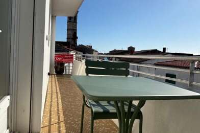 Appartement 4 pièces 284850 €