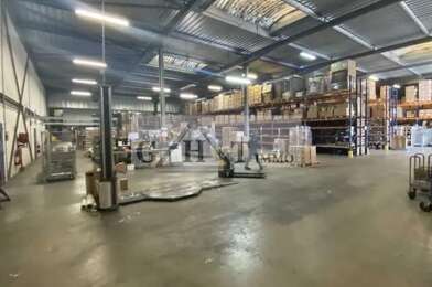 Local industriel  2500000 €