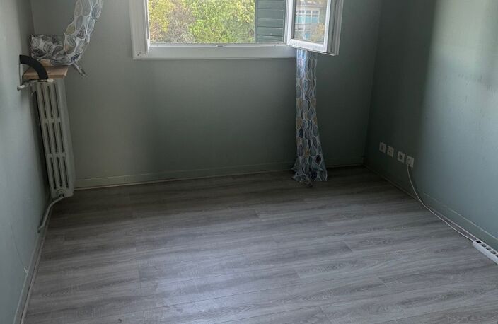 Vente appartement 4 pièces 68 m² Marseille 8 (13008) — photo 4
