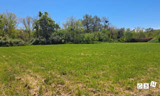 Terrain  700 m² à vendre à Saint-Julien-sur-Garonne (31220)