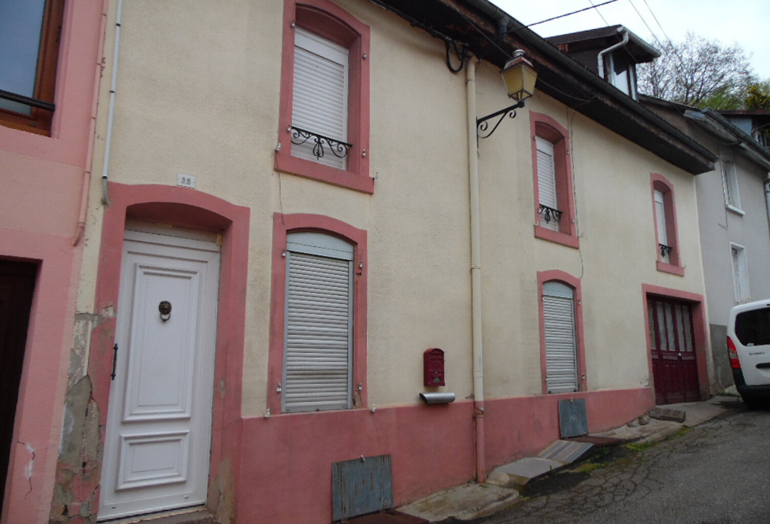 SENONES MAISON DE VILLE DE 141 M2 AVEC TERRAIN — photo 1