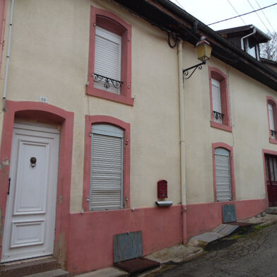 Maison 8 pièces 107000 €