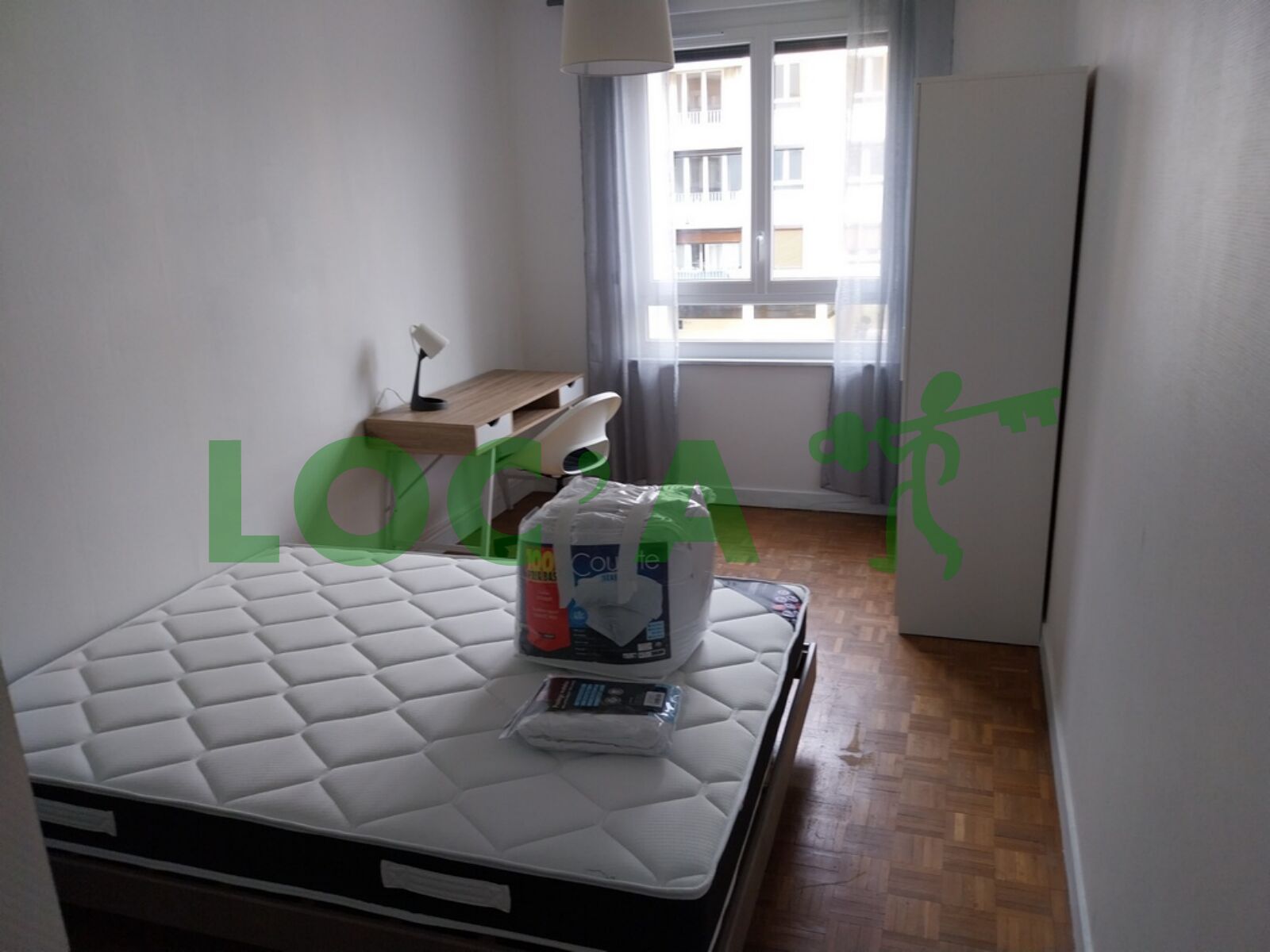 Location Chambre 12 m² à Dijon 410 ¤ CC /mois