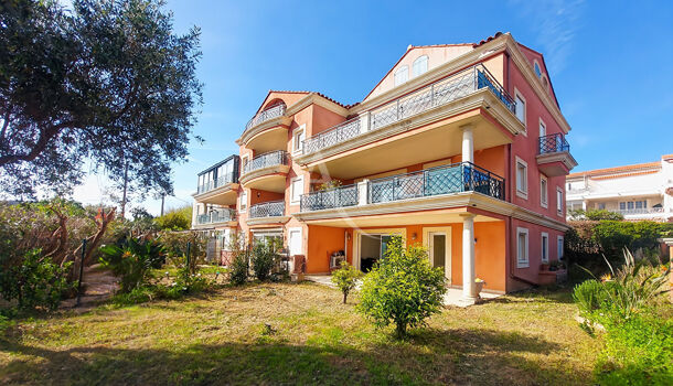 Appartement 3 pièces  à vendre Carqueiranne 83320