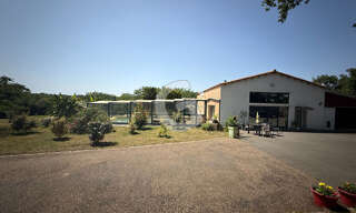 Maison 8 Pièces 202 m² à vendre à Le Champ-Saint-Père (85540)