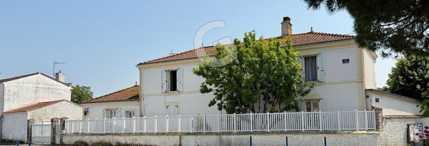 Maison 8 Pièces 205 m² à vendre à Grues (85580)