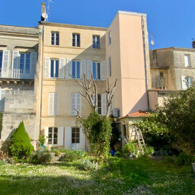 Immeuble  341250 €