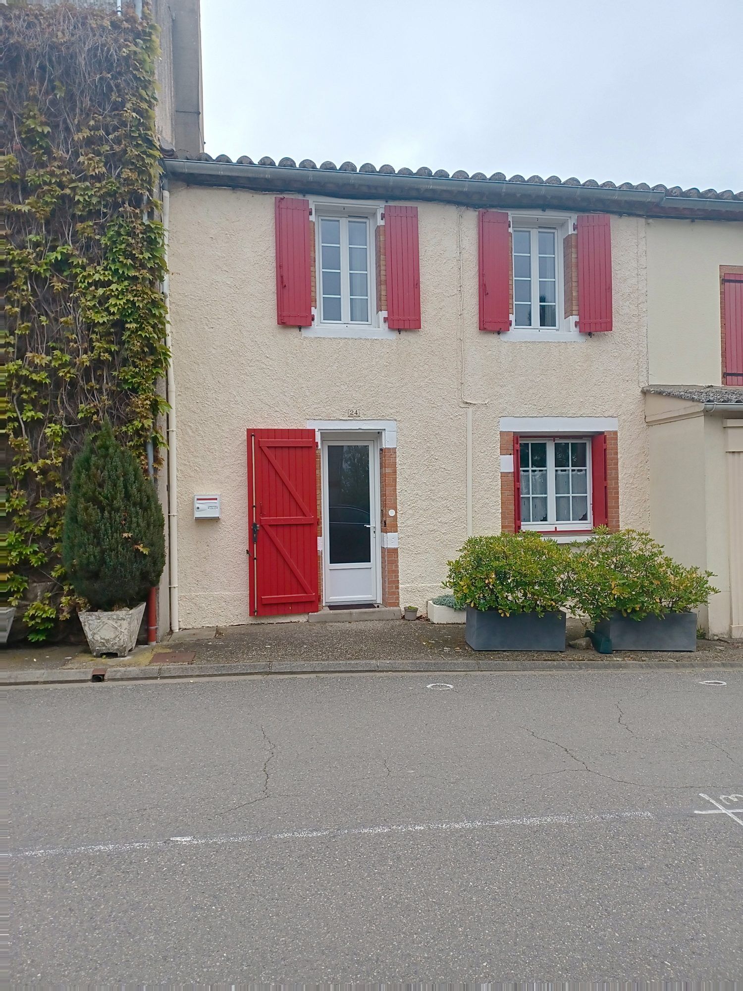 Agence immobilière de BENAC IMMOBILIER RÉALMONT