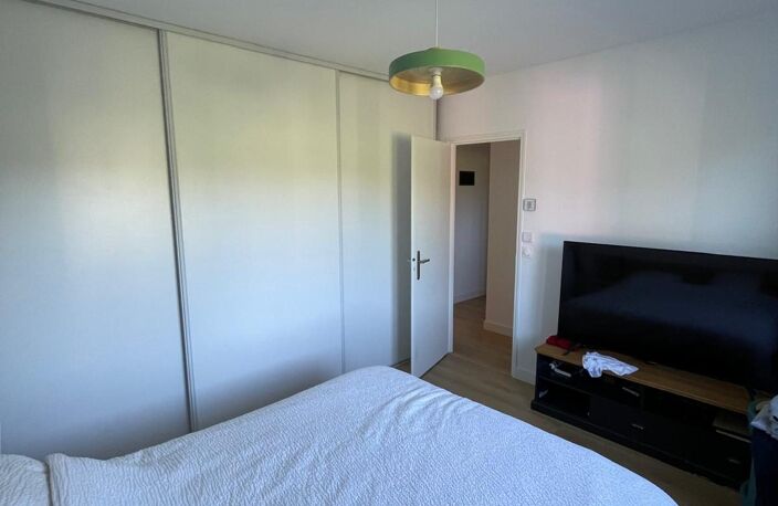 Jolie contemporaine — photo 5