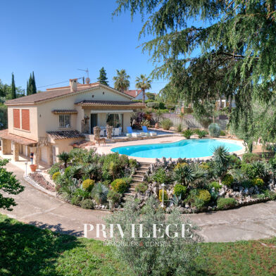 Maison 7 pièces 1140000 €