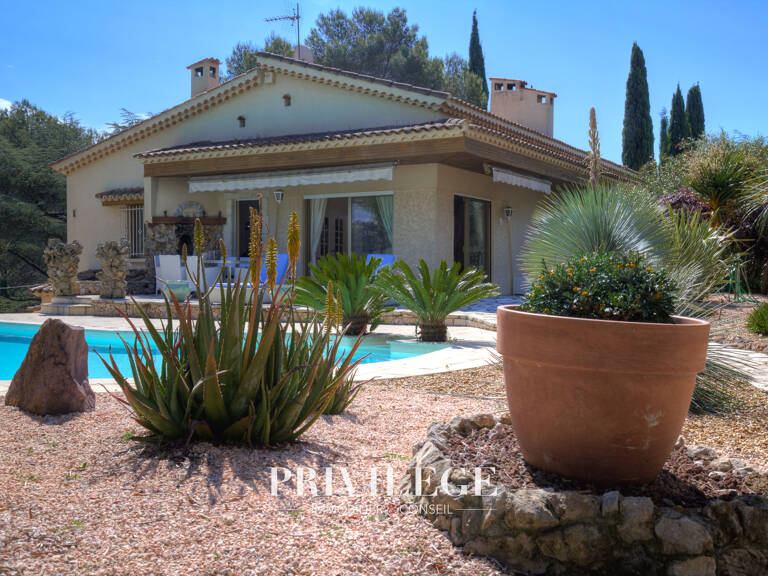 MOUGINS   VILLA FAMILIALE DE SIX CHAMBRES, PISCINE ET VUE DÉ — photo 1