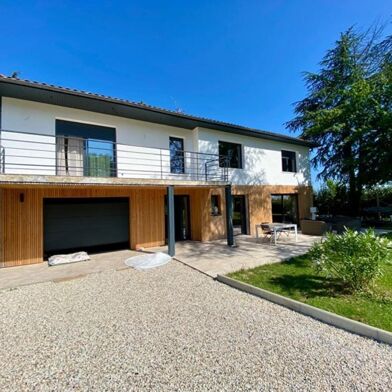 Maison 5 pièces 549000 €