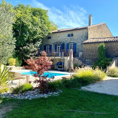 Maison 7 pièces 840000 €
