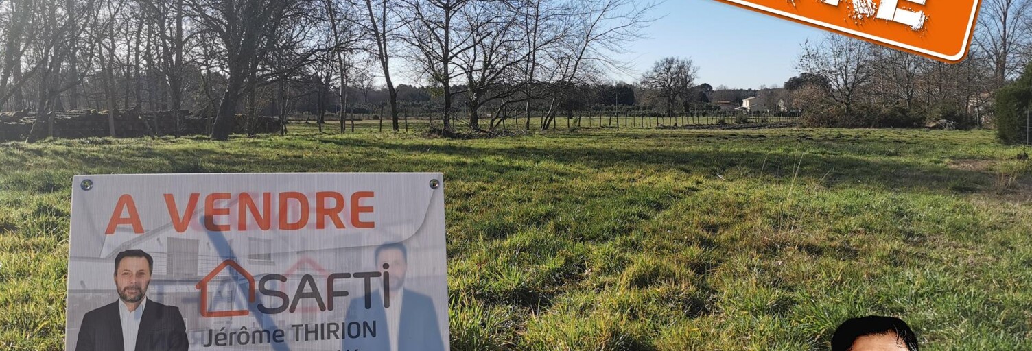 Terrain  1200 m² à vendre à Saint-Savin (33920)