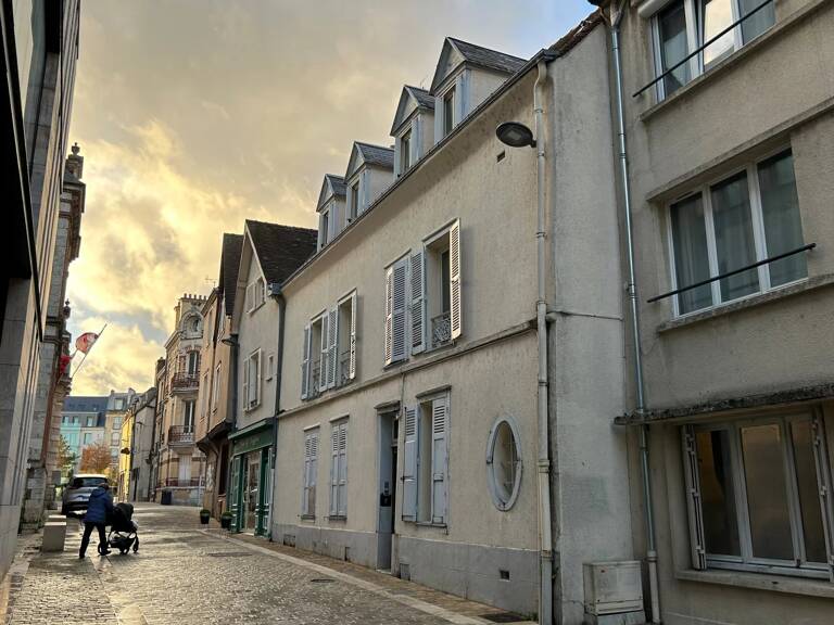 A LOUER - Appartement Hyper Centre Ville de Chartres — photo 1
