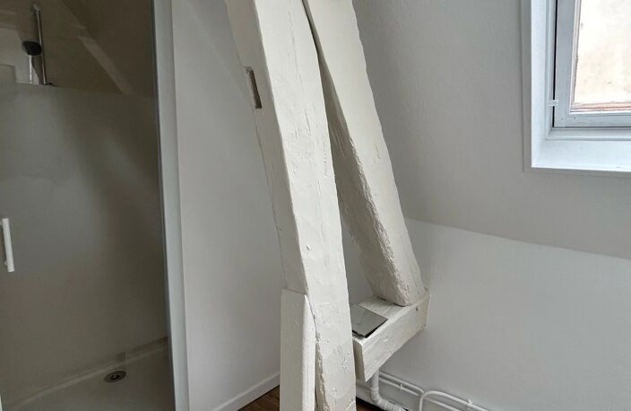 A LOUER - Appartement Hyper Centre Ville de Chartres — photo 5