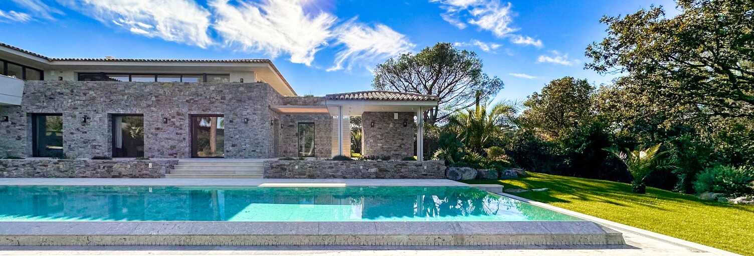 Maison 9 Pièces 447 m² à vendre à Saint-Tropez (83990)