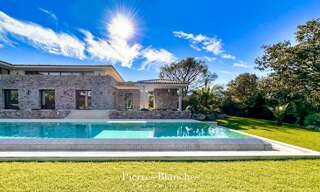 Maison 9 Pièces 447 m² à vendre à Saint-Tropez (83990)