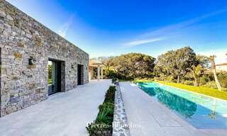 Maison 9 Pièces 447 m² à vendre à Saint-Tropez (83990)