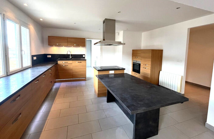 Superbe appartement lumineux de 140 m2    Oyonnax — photo 2