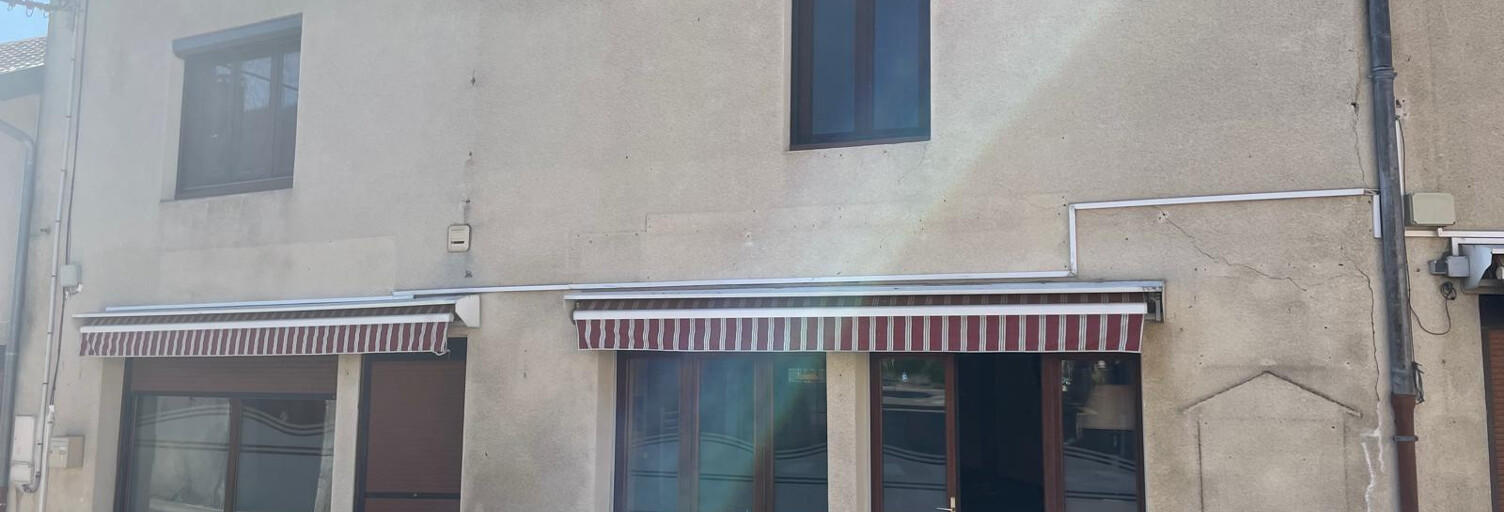 Commerce  140 m² à louer à Arinthod (39240)