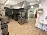 Local Commercial à Louer   Ancien Restaurant   Centre-Bourg — photo 4