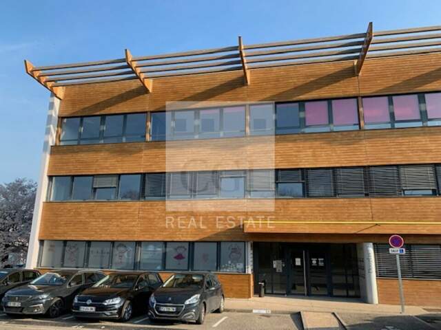BUREAUX à LOUER — photo du bien