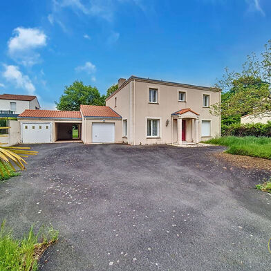 Maison 8 pièces 475000 €