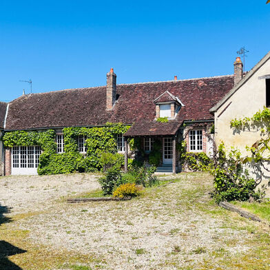 Maison 8 pièces 140000 €