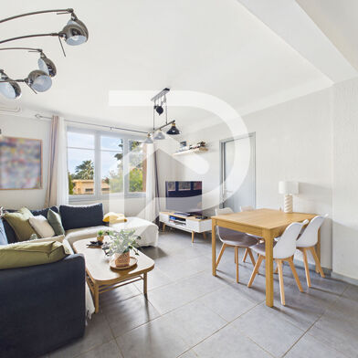 Appartement 3 pièces 155000 €