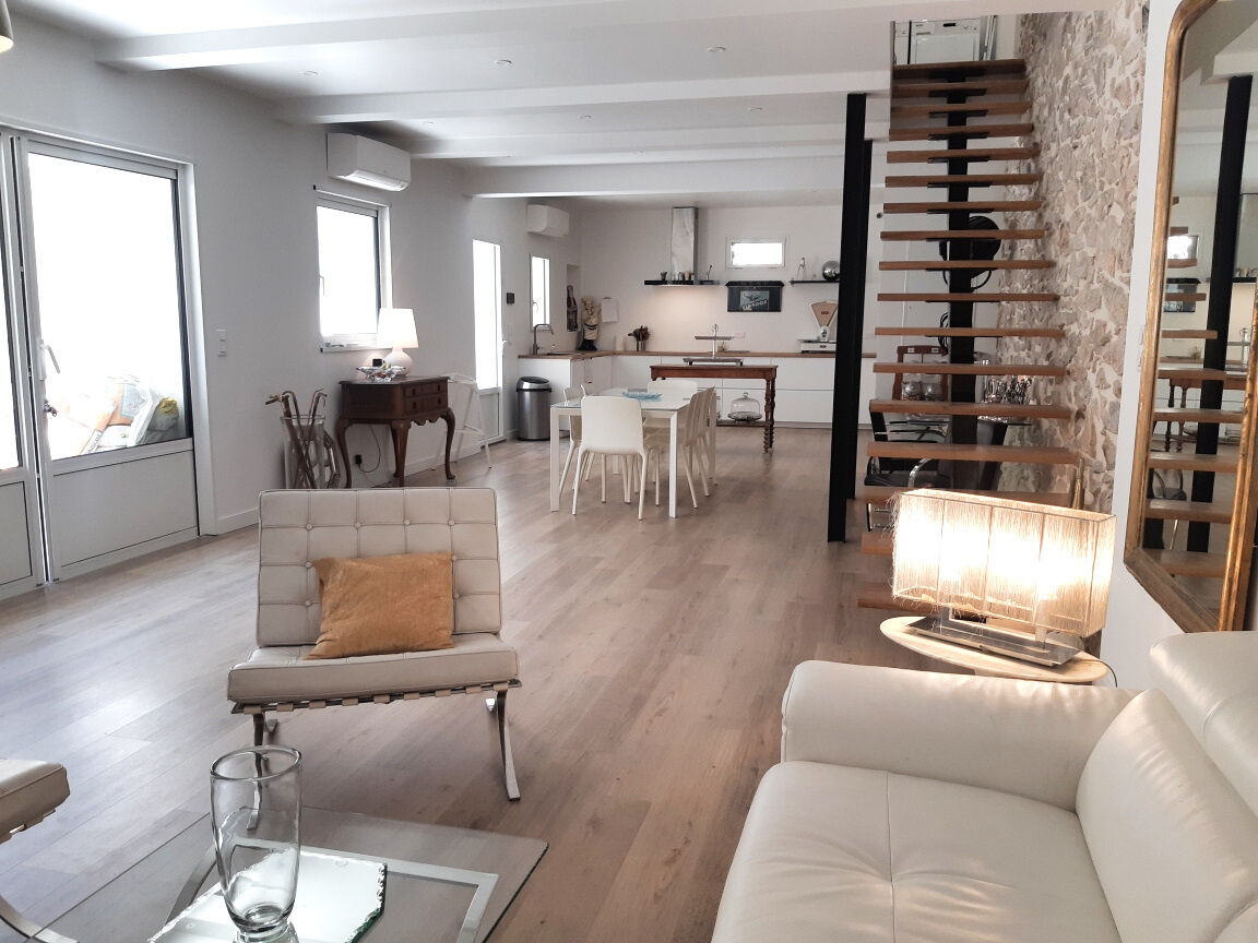 Villa / Maison 6 pièces  à vendre Hyères 83400